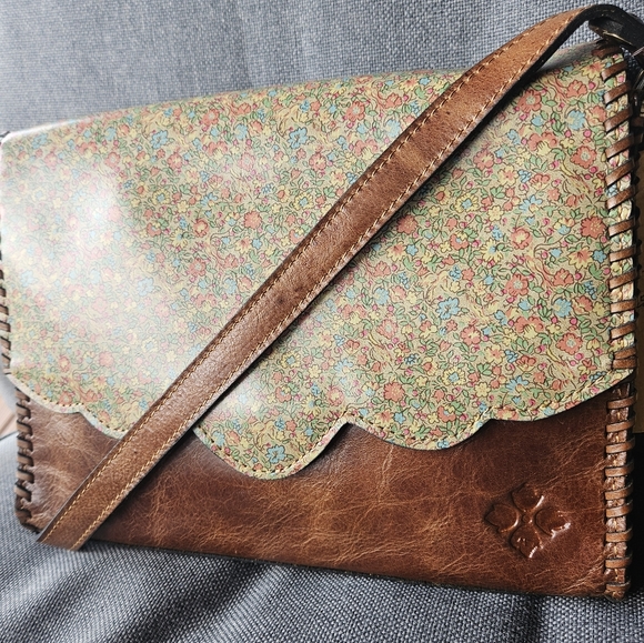 PATRICIA NASH Sorola Leather Crossbody with Coral Bouquet - Picture 2 of 13